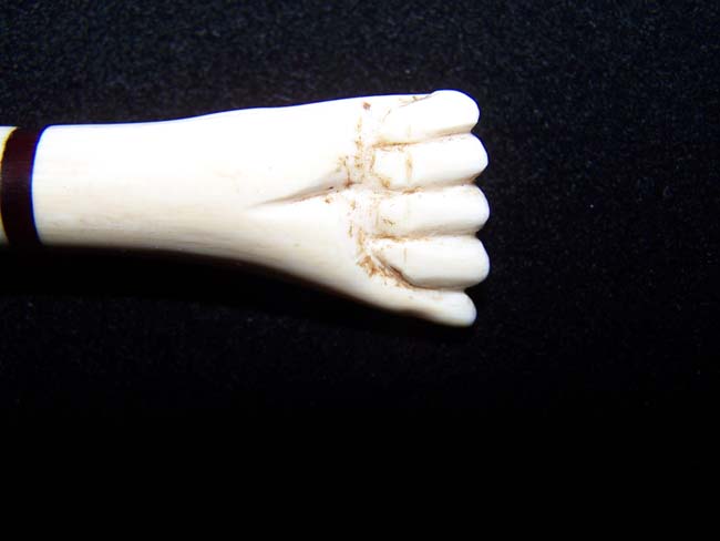 A 19th century ANTIQUE whalebone Mounted Whisk — image 2